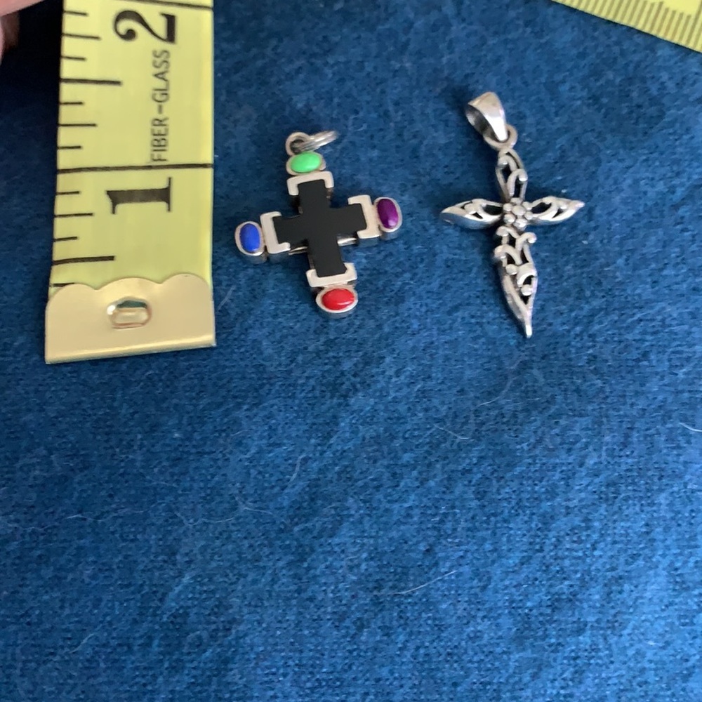 Silver cross pendants - Picture 6 of 7